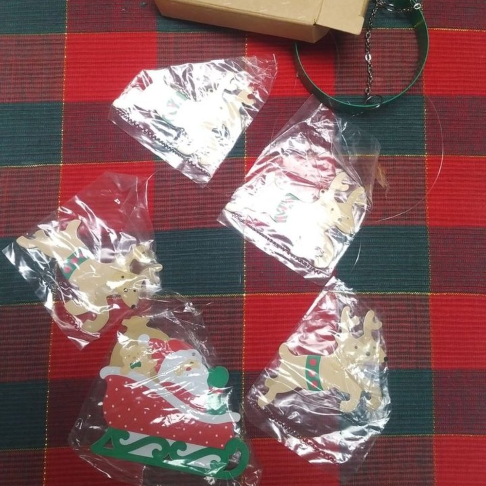 Vintage Avon metal ornament wind chime, NIB!